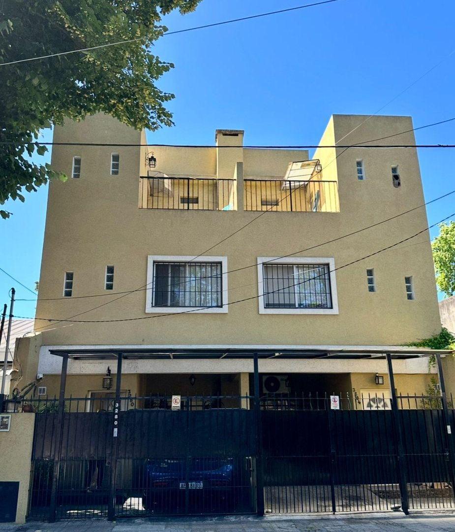 VENTA TRIPLEX 4 AMBIENTES APTO CREDITO- OLIVOS