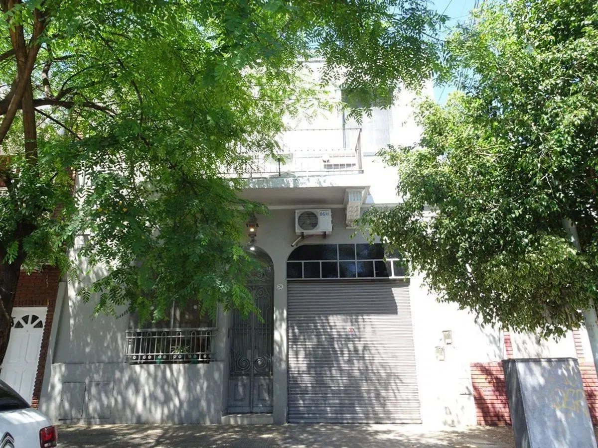 VENTA CASA ESTILO  RECICLADA A NUEVO  VILLA LURO- 4
