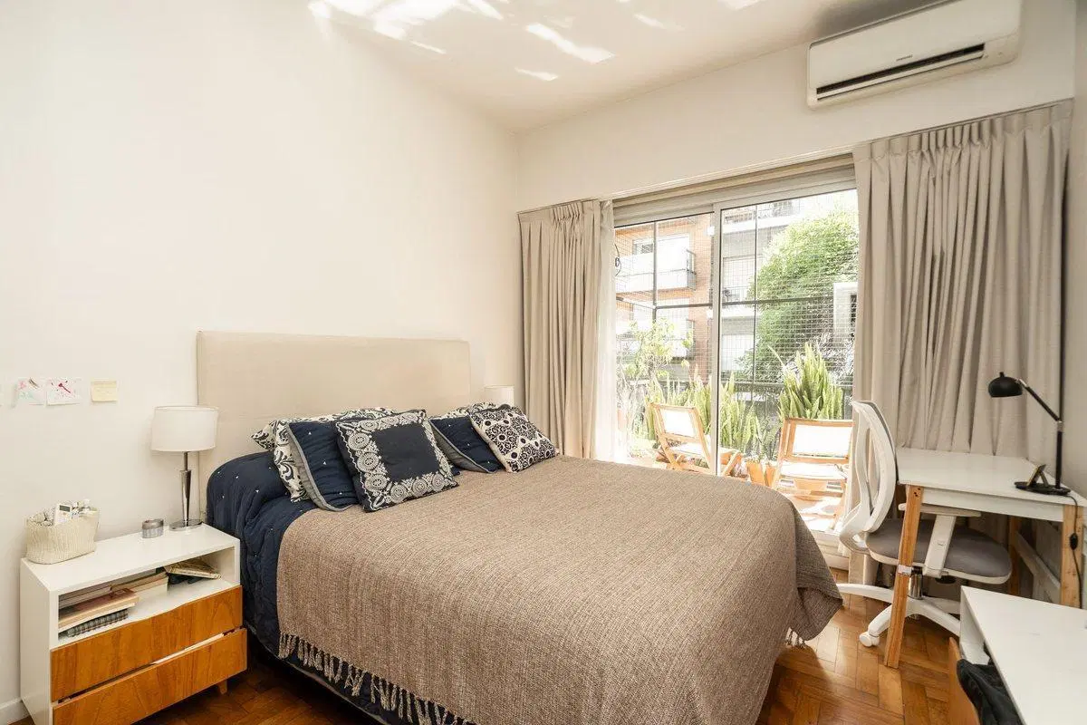 VENTA SEMIPISO 3 AMB + DEP/COCHERA Y BAULERA. BELG 5
