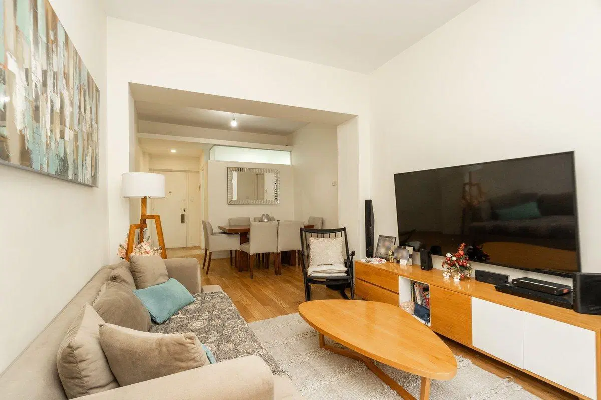 VENTA SEMIPISO 3 AMB + DEP/COCHERA Y BAULERA. BELG 3