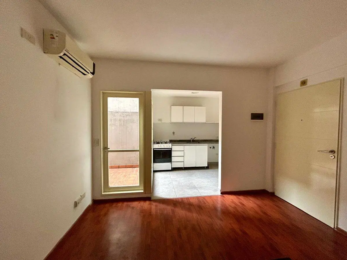 CABALLITO VENTA DPTO 2 AMBIENTES CON PATIO 3