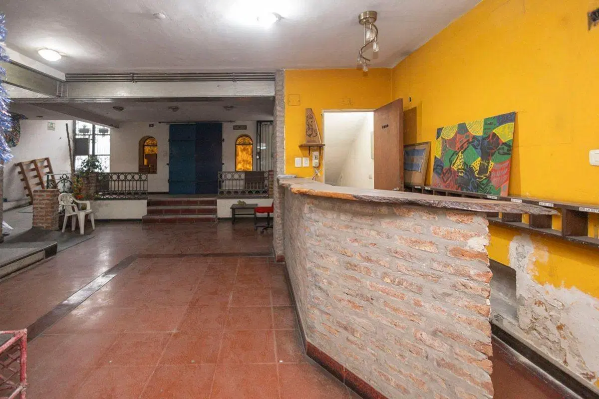 Edificio ex Hotel Històrico PB y 3 Pisos c/Tza 3