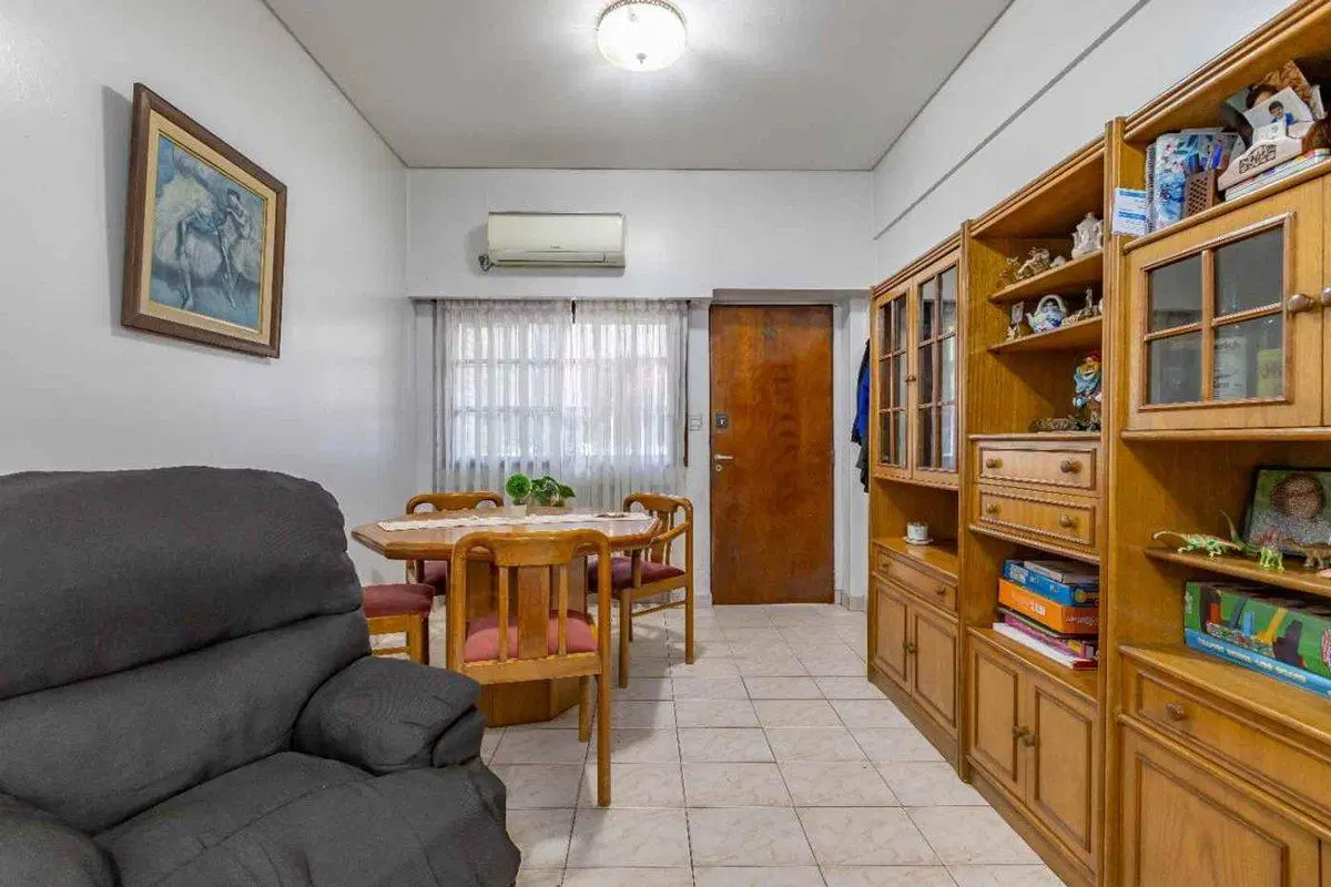 VENTA PH 4 amb. COCHERA. PATIO.  SAAVEDRA 4