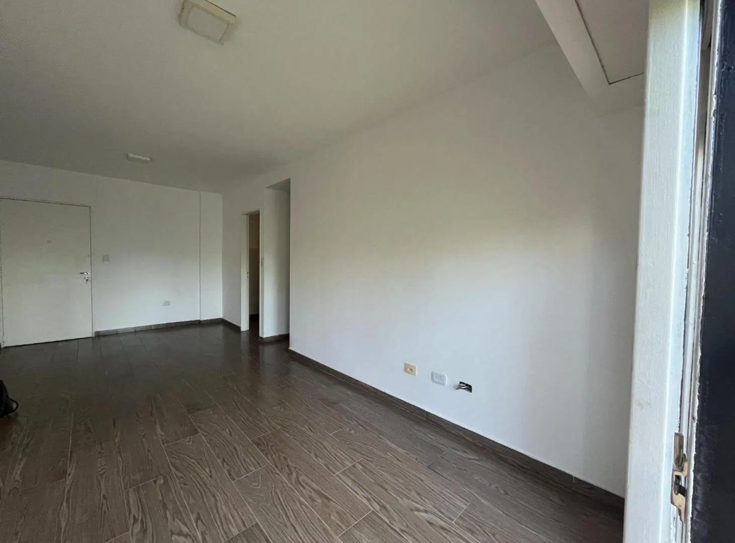 ALQUILER DEPTO 3 AMB C/BALCON RENOVADO LAS CAÑITAS 5