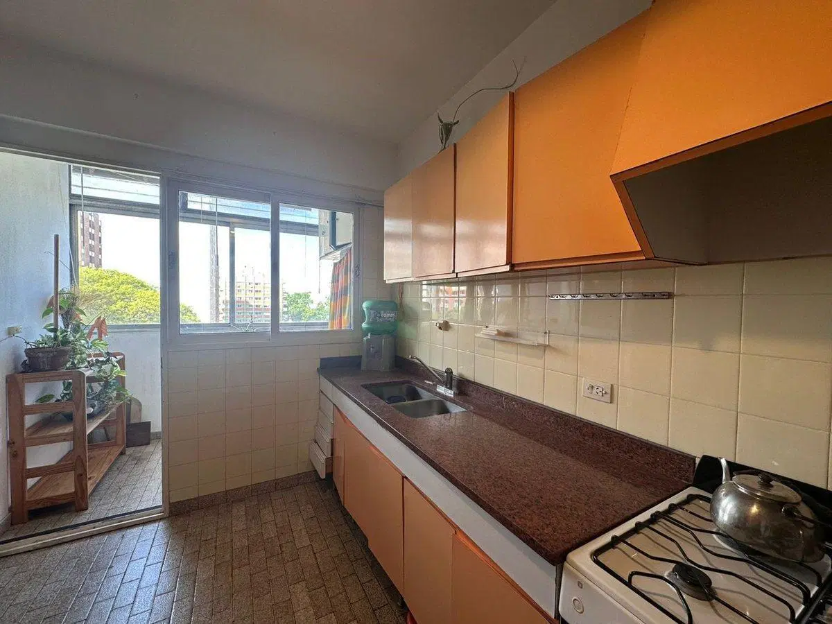 Depto venta 4 amb + dep. de servicio  Martinez 4