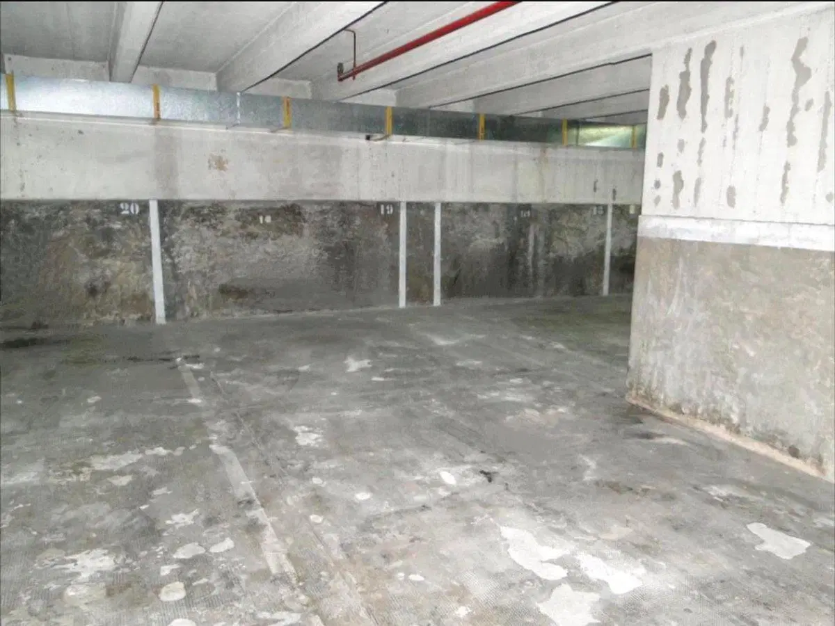 COCHERA EN VENTA EN SARMIENTO 1200 EN SAN NICOLAS 2