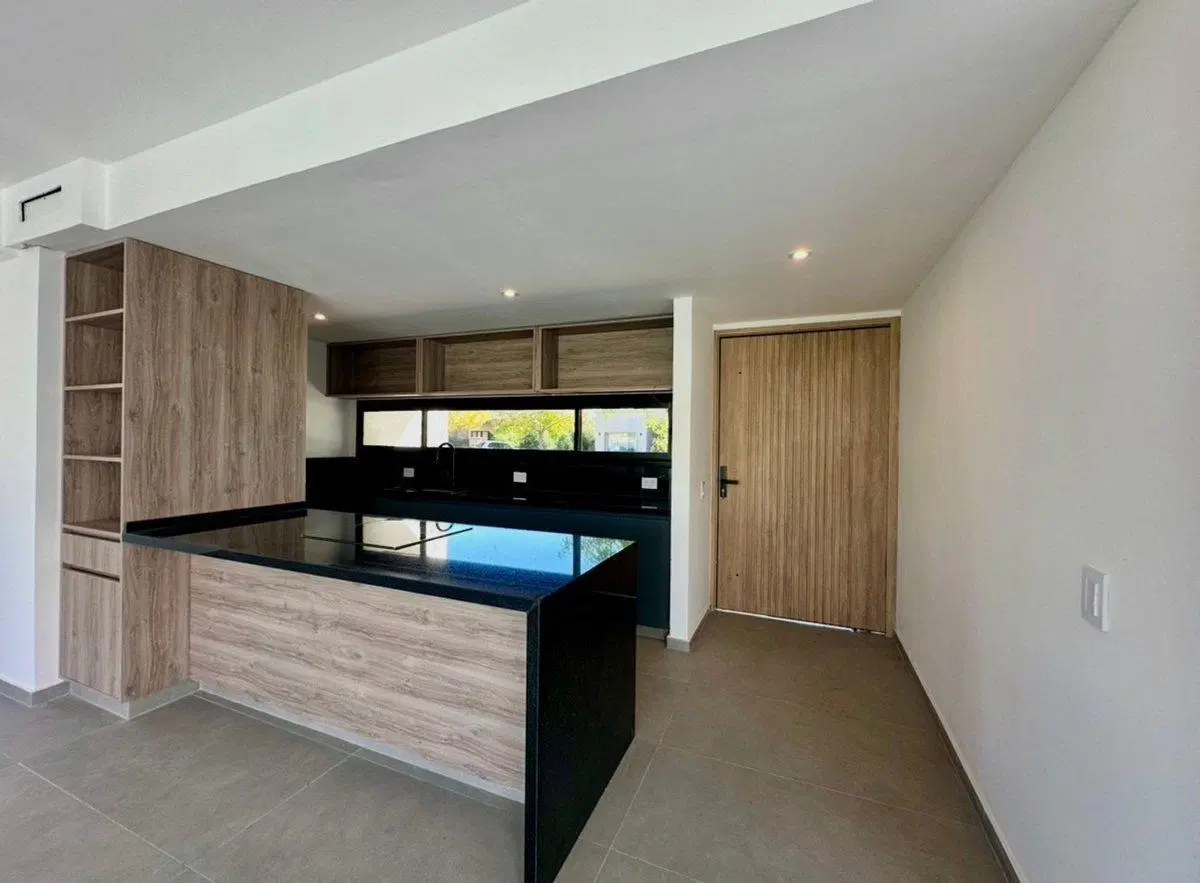 Casa en Venta Area 1 San Sebastián- Pilar, Zelaya 4