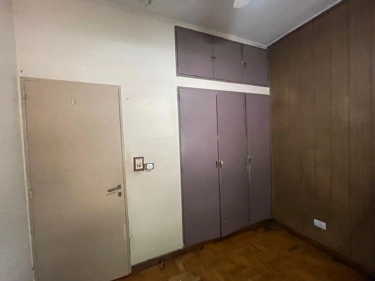 VENTA DEPARTAMENTO 3 AMBIENTES CON COCHERA. MORON 2