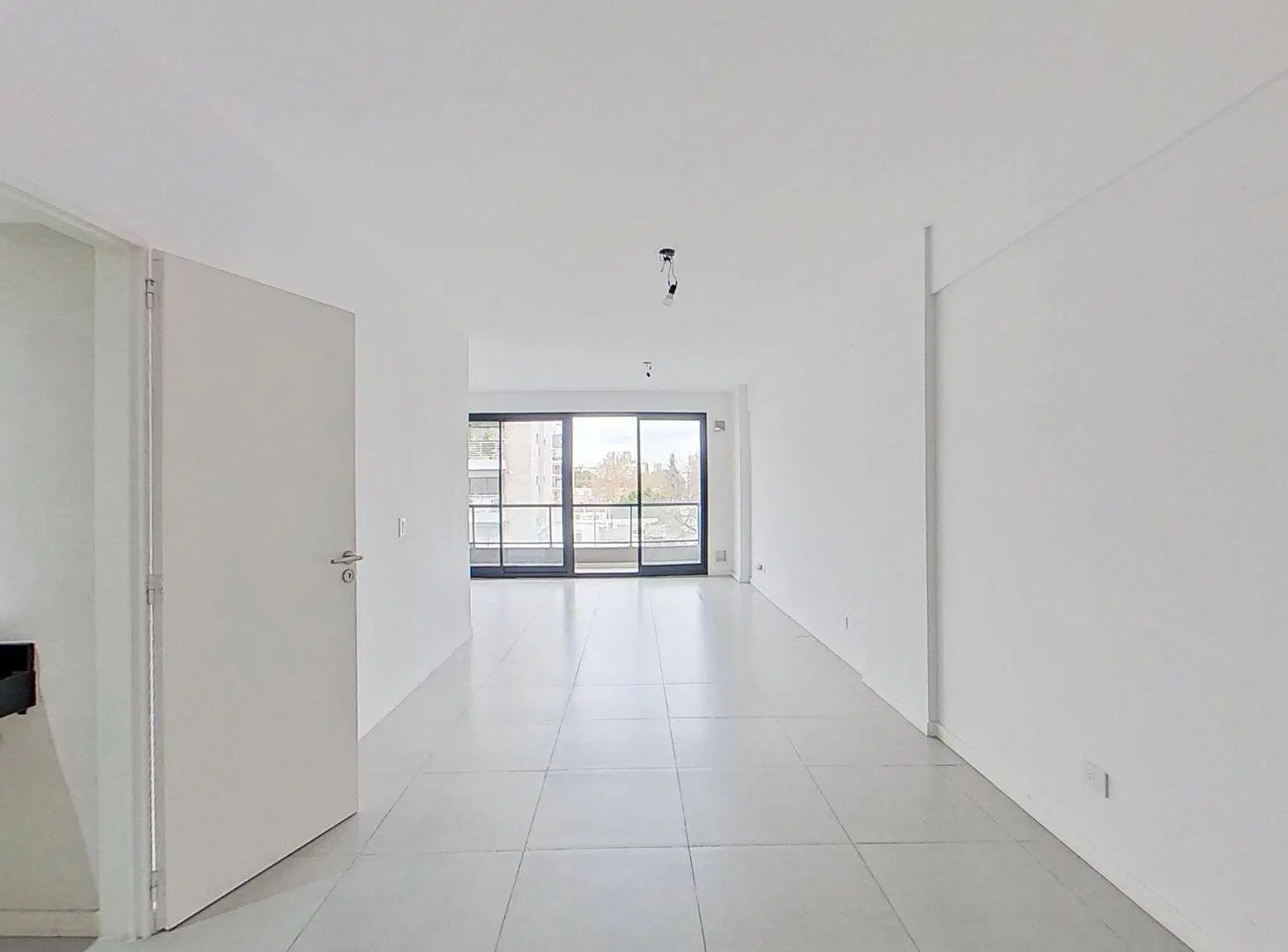 DEPARTAMENTO 1 AMBIENTE EN VENTA EN COGHLAN 4