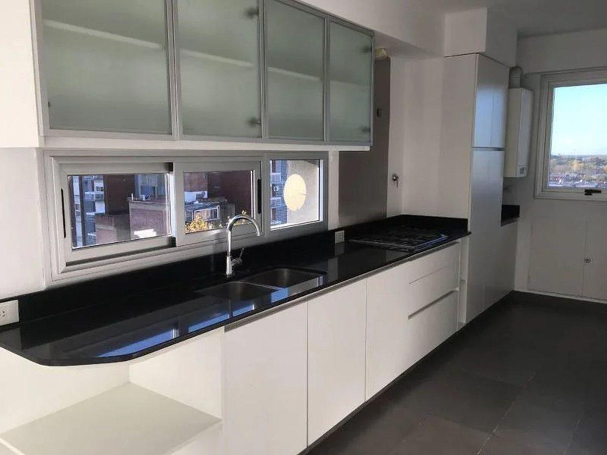 Foto de VENTA 4 AMB C/DEP. COCH. PILETA VISTA A. CREDITO, imagen 4