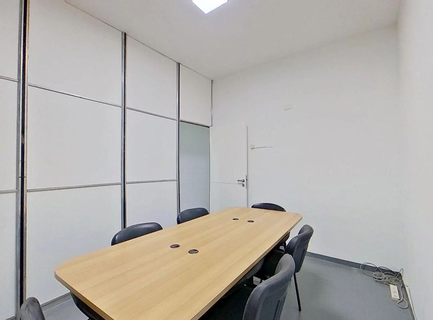 ALQUILER OFICINA COMERCIAL EQUIPADA SAN NICOLAS 4