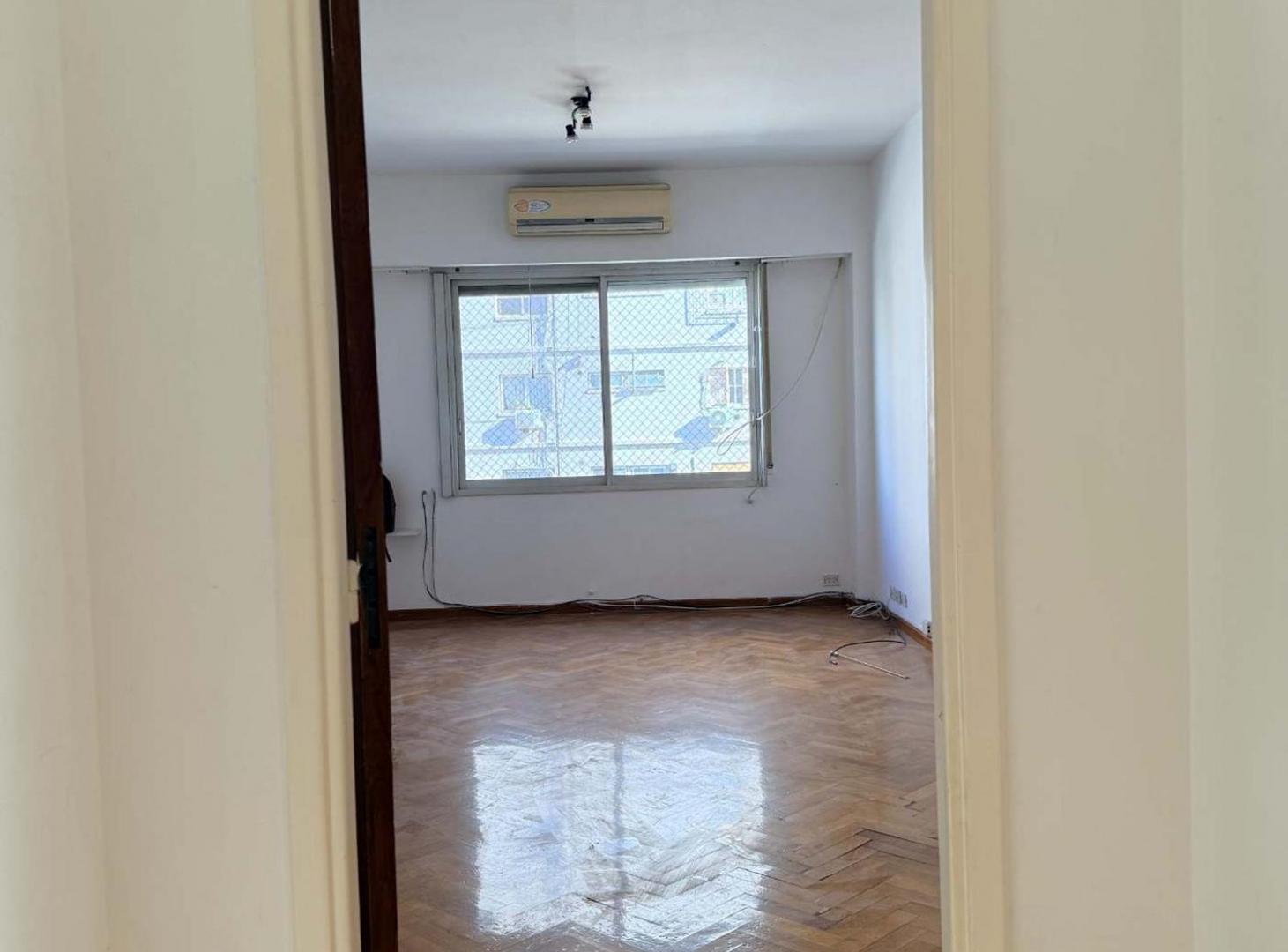 Foto de 3 Amb + Escr/3 dormitorio | Balcón y Mucha Luz, imagen 2