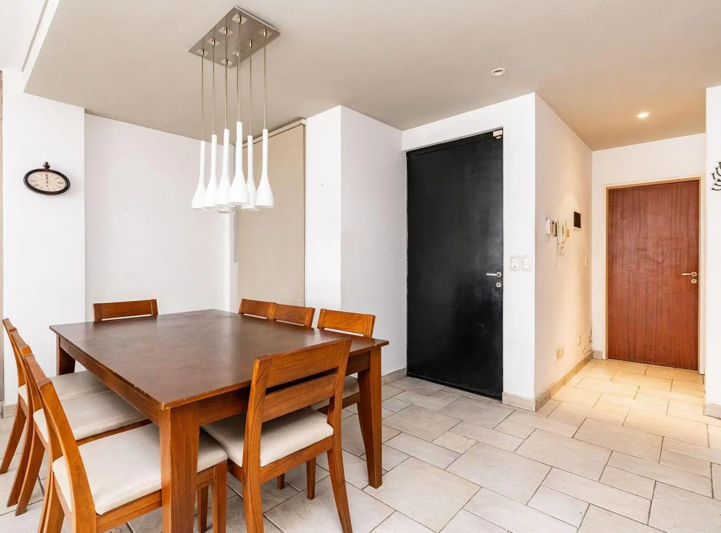 VENTA PH TRIPLEX/5 AMB C/PATIO/COCH/CHACARITA 3