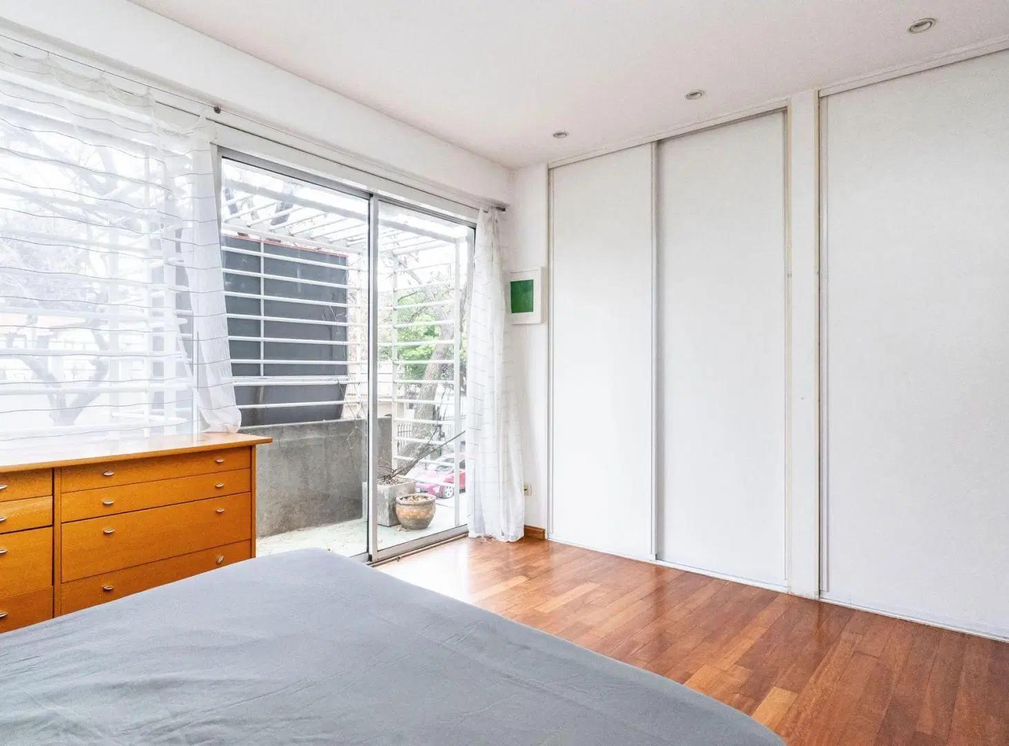 VENTA PH TRIPLEX/5 AMB C/PATIO/COCH/CHACARITA 5