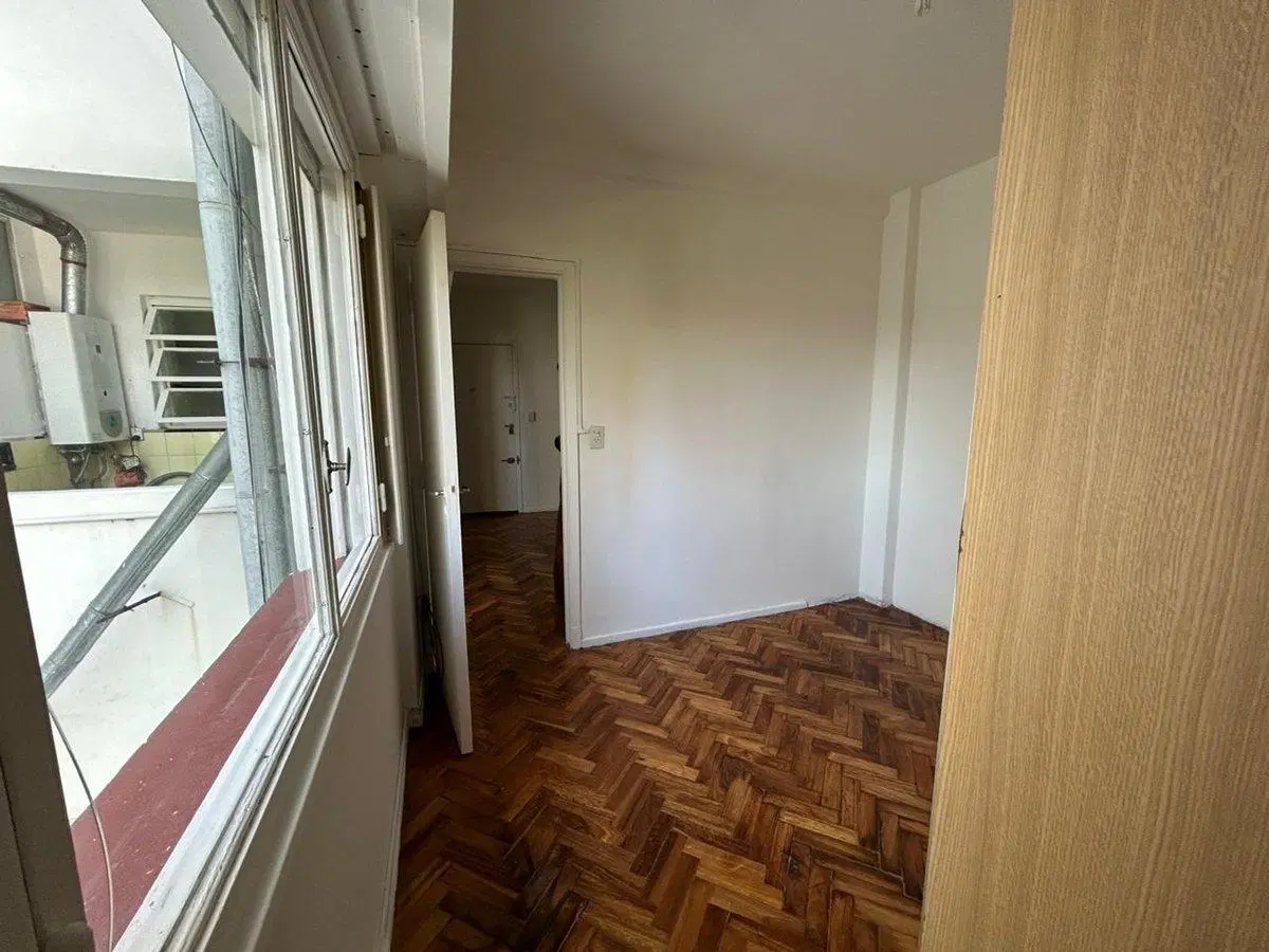 VENTA DEPTO 2 AMBIENTES EN COGHLAN 2