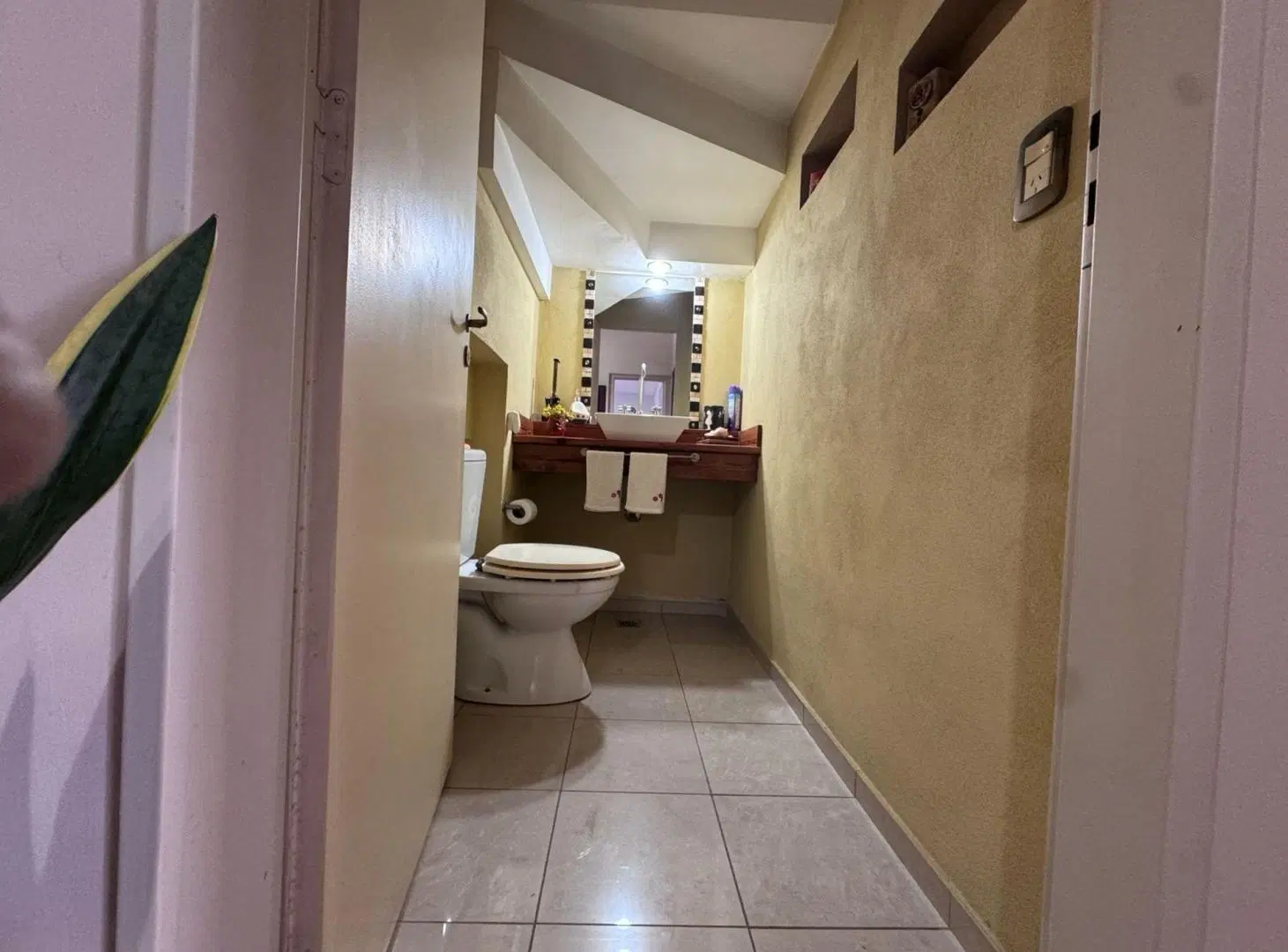 VENTA CASA 4 AMB +DEPEND. BARRIO ACACIAS BLANCAS 2