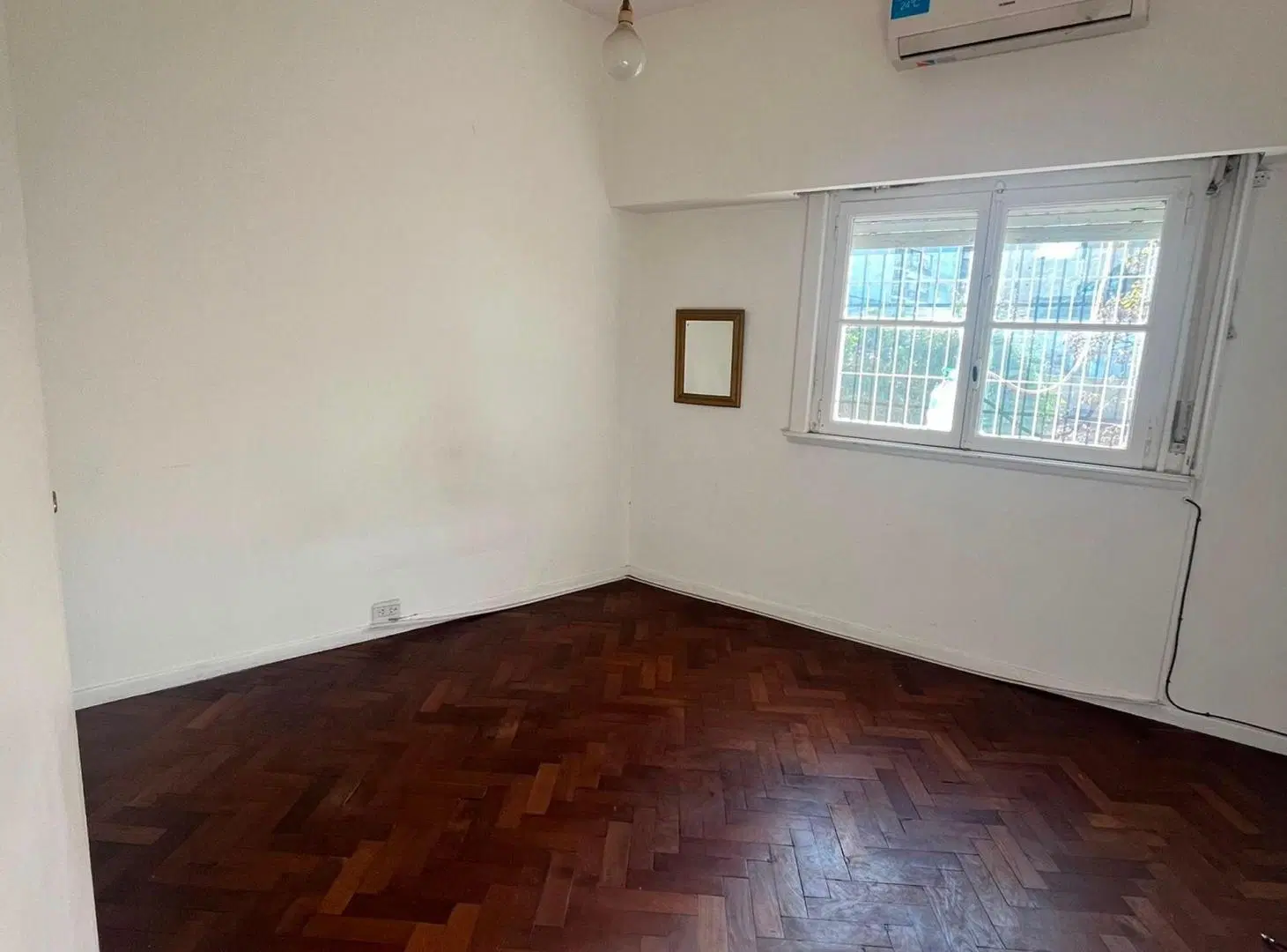 venta luminoso 2 ambientes almagro piso 2 escalera 3