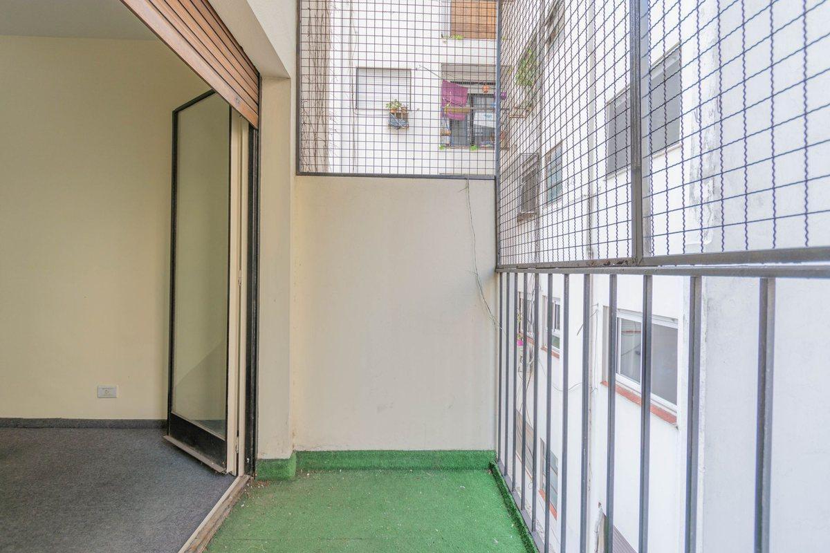 Foto de VENTA 4 AMBIENTES + 2 BAÑOS + 2 BALCONES - ALMAGRO, imagen 4