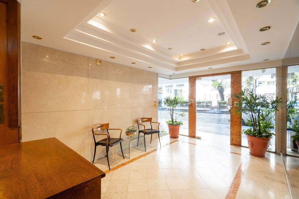 Foto de VENTA C/ RENTA EXCLUSIVO PISO EN BOULEVARD OLLEROS, imagen 1