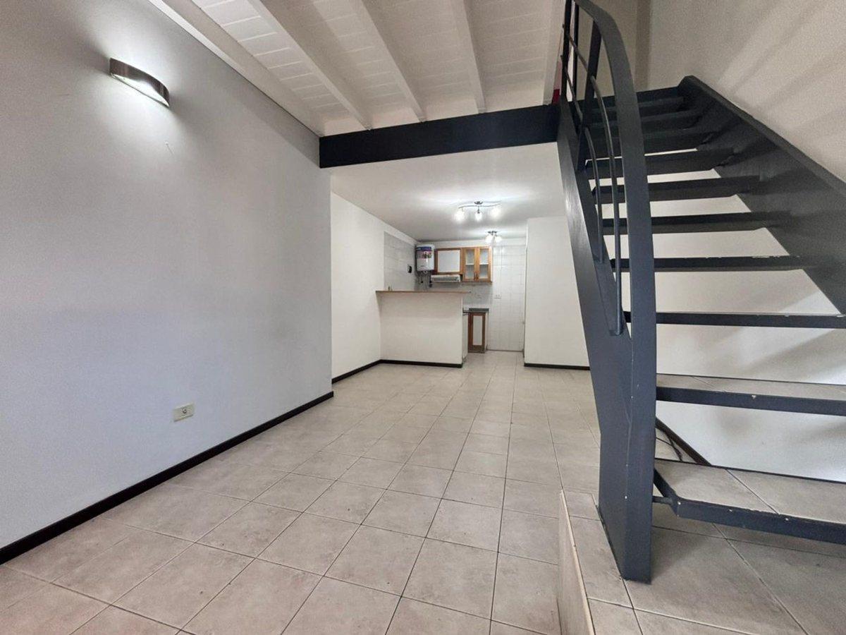 Foto de VENTA PH TIPO LOFT EN BOEDO. EXCELENTE OPORTUNIDAD, imagen 1