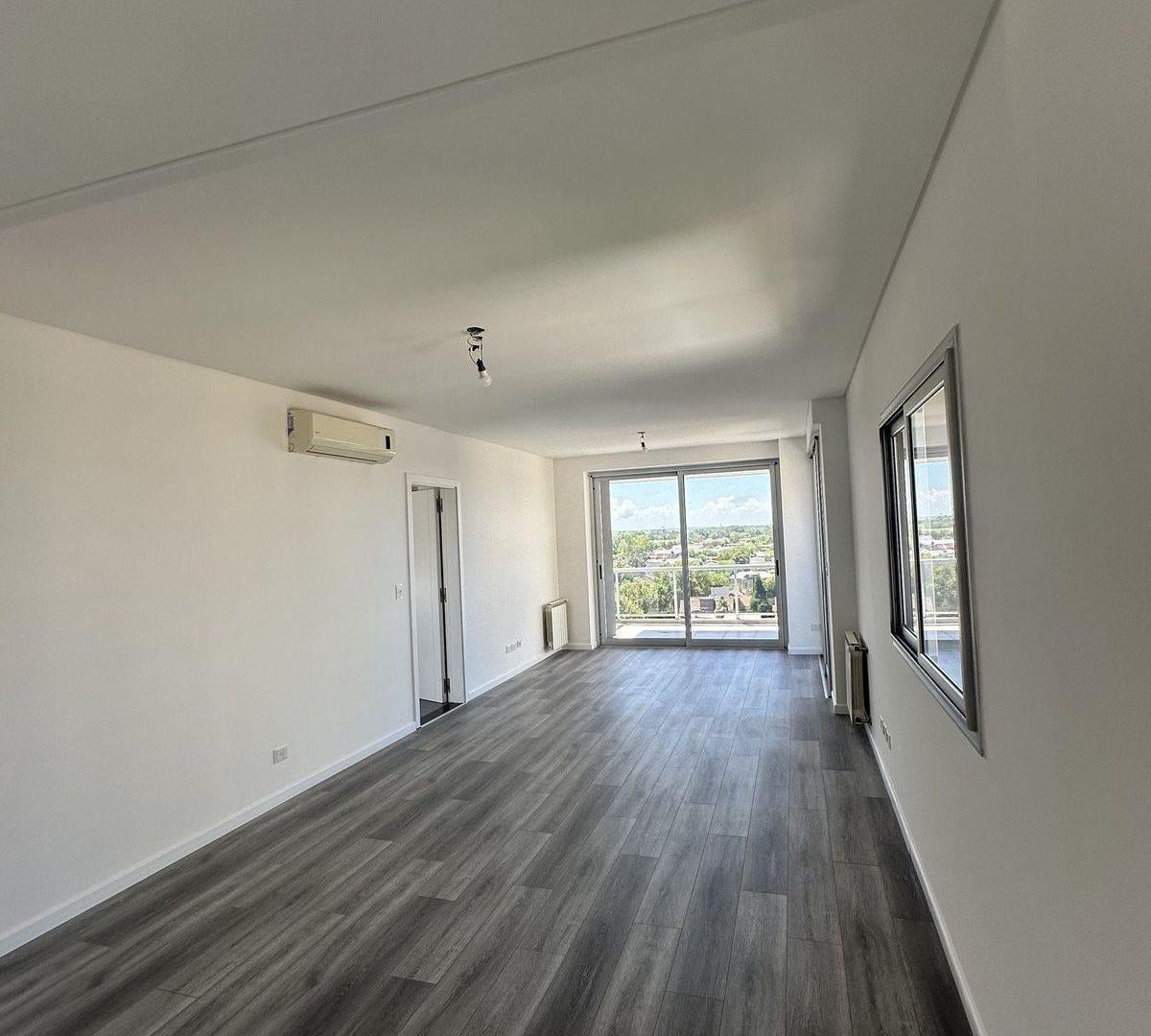 Foto de VENTA 4 AMB C/DEP. COCH. PILETA VISTA A. CREDITO, imagen 2