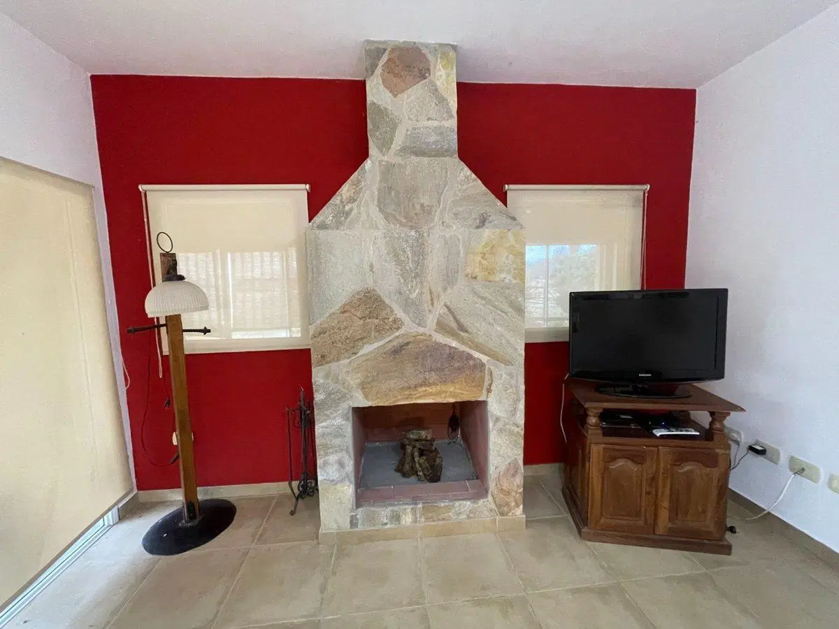 VENTA CASA HARAS SANTA MARIA, BARRIO LAS LOMAS. 4