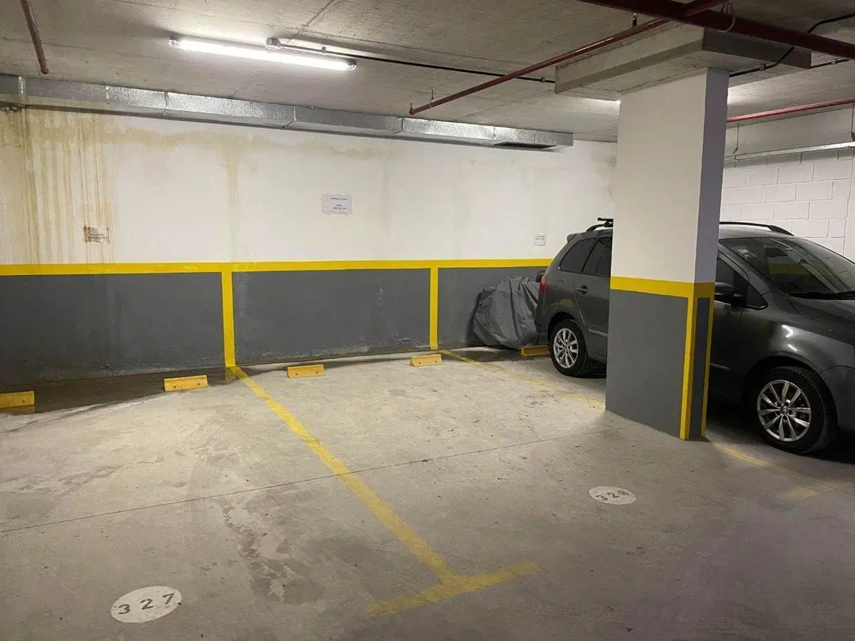 VENTA COCHERA CON RENTA EDIFICIO LUMIERE PREMIUM 3