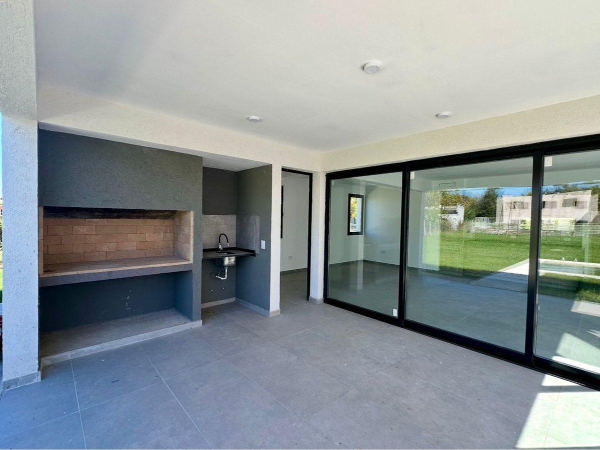 Foto de Casa en Venta Area 1 San Sebastián- Pilar, Zelaya, imagen 1