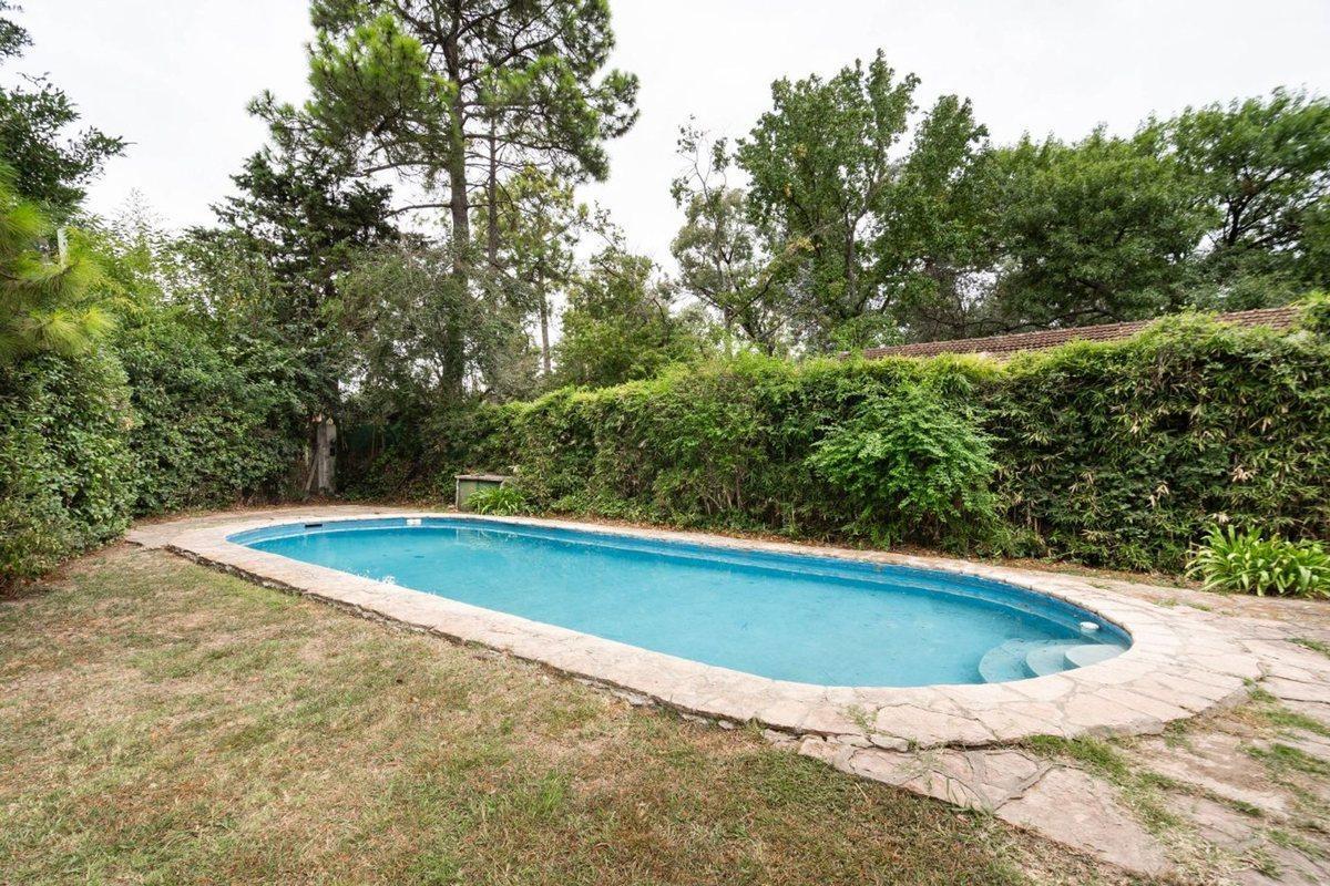 Foto de CASA EN VENTA 3 DORM CON PISCINA. ING. MASCHWITZ, imagen 4