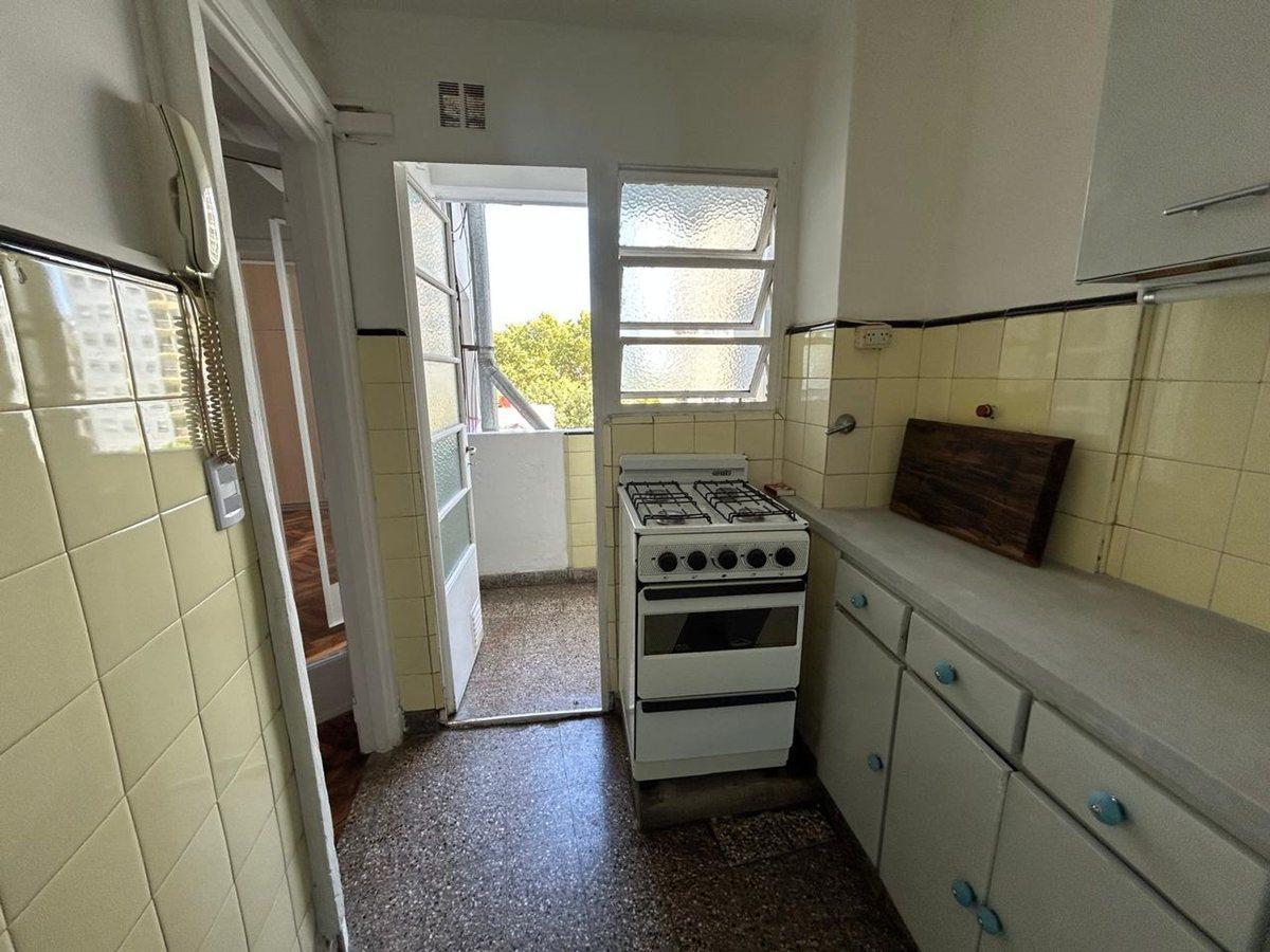 Foto de ALQUILER DEPTO 2 AMBIENTES EN COGHLAN, imagen 2