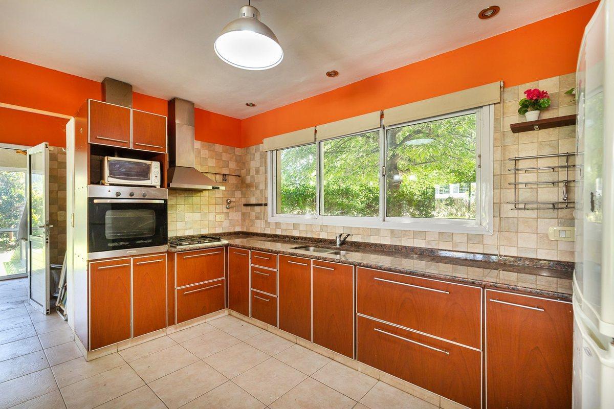 Foto de VENTA CASA HARAS SANTA MARIA, BARRIO LAS LOMAS., imagen 3