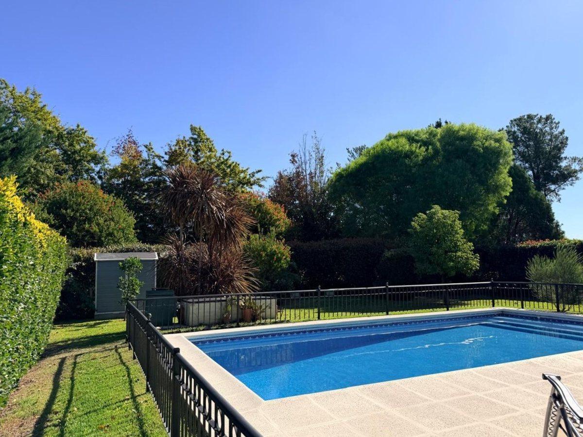 Foto de VENTA CASA GOLFERS GRAN JARDIN Y PILETA 4 AMB, imagen 3