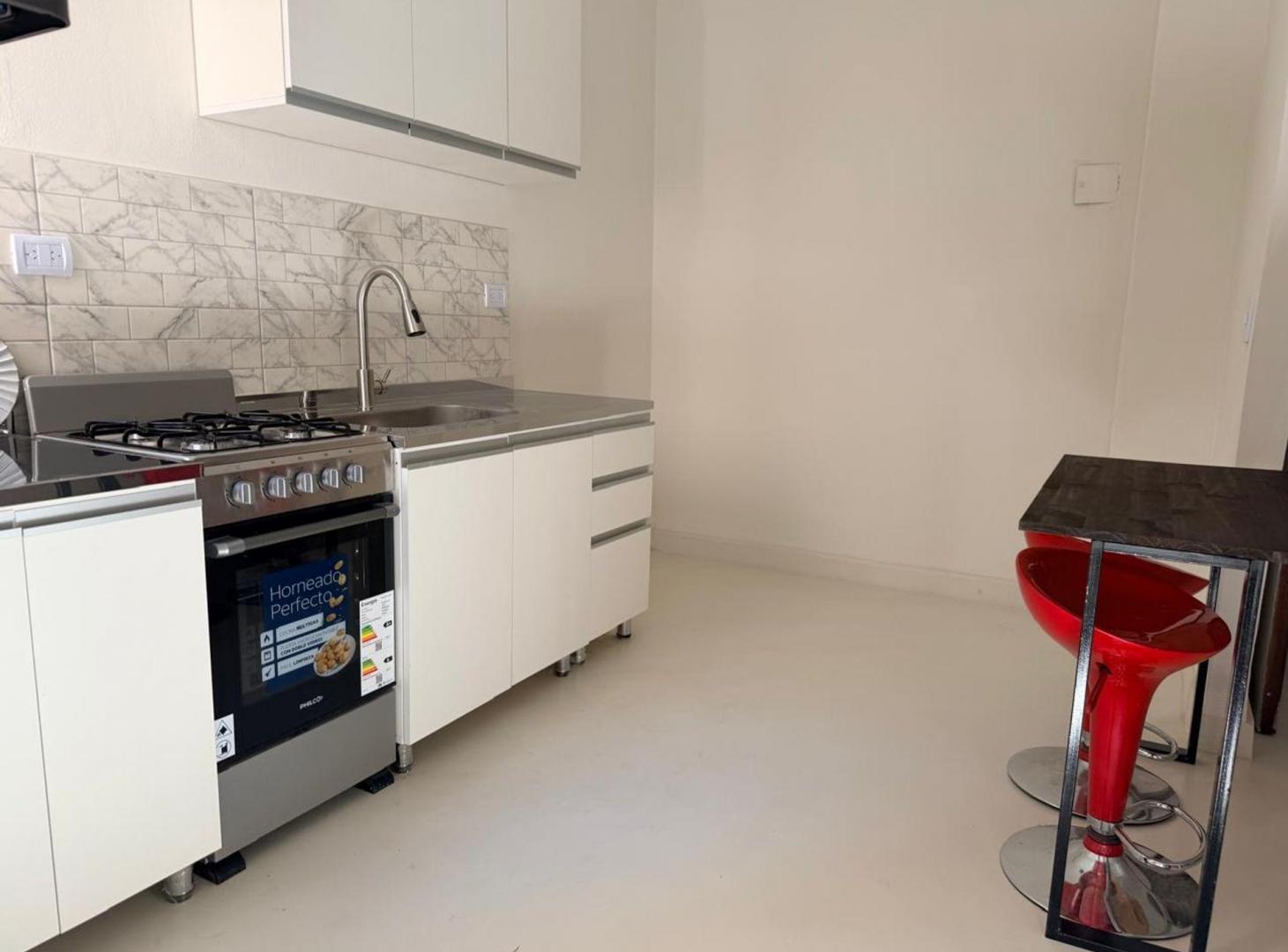 Foto de VENTA DPTO 3 AMB DEVOTO REFACCIONADO OPORTUNIDAD, imagen 1