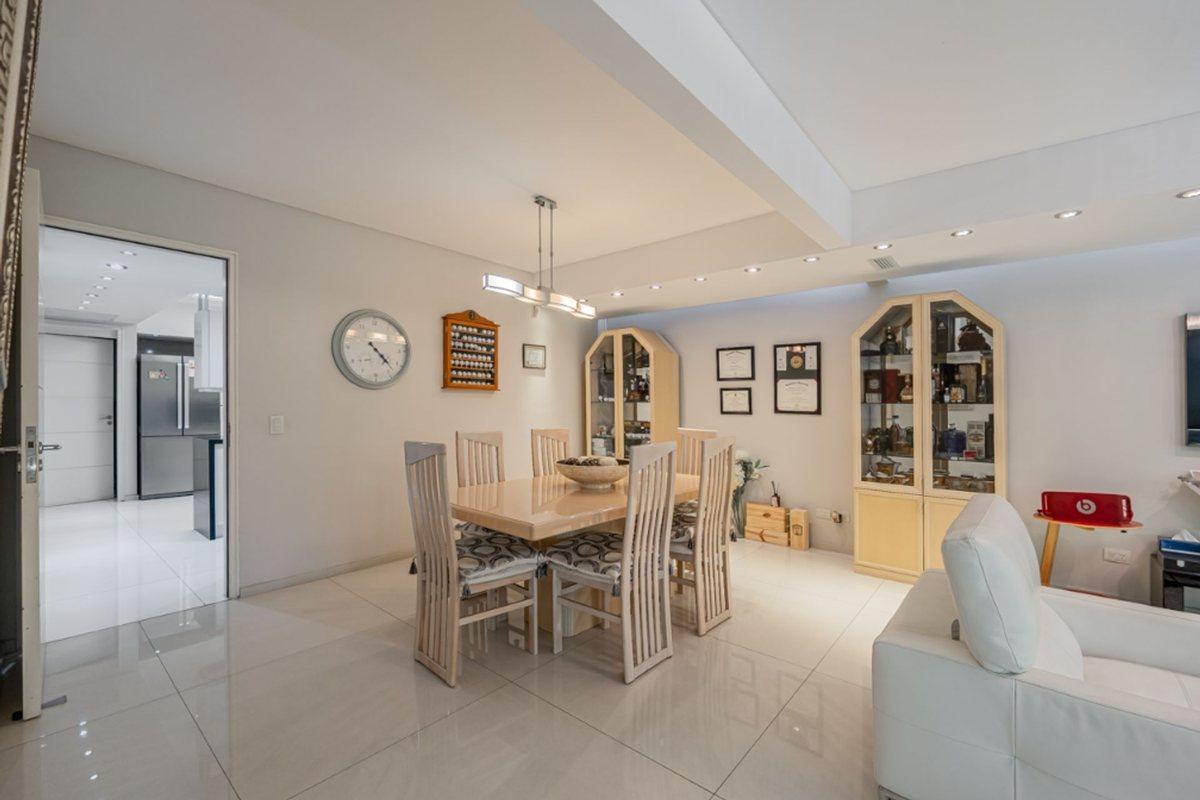 Foto de VENTA DEPARTAMENTO 5 AMBIENTES EN FLORES, imagen 3