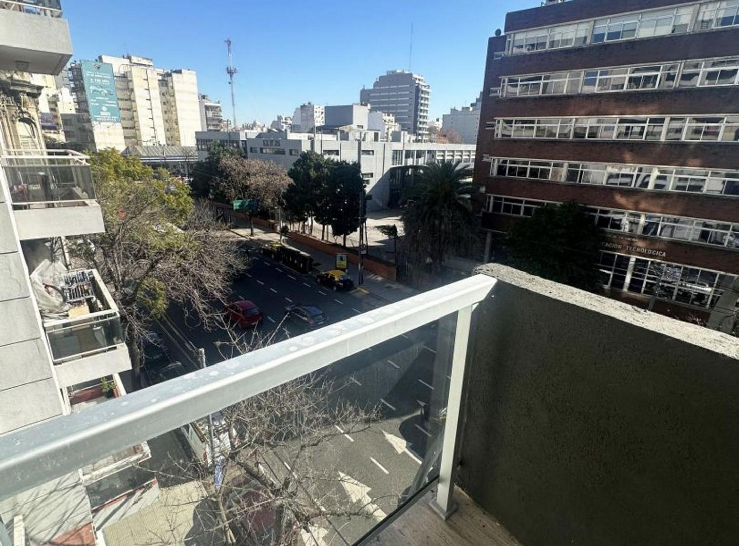 Foto de Departamento venta 1 ambiente San Cristobal balcon, imagen 1