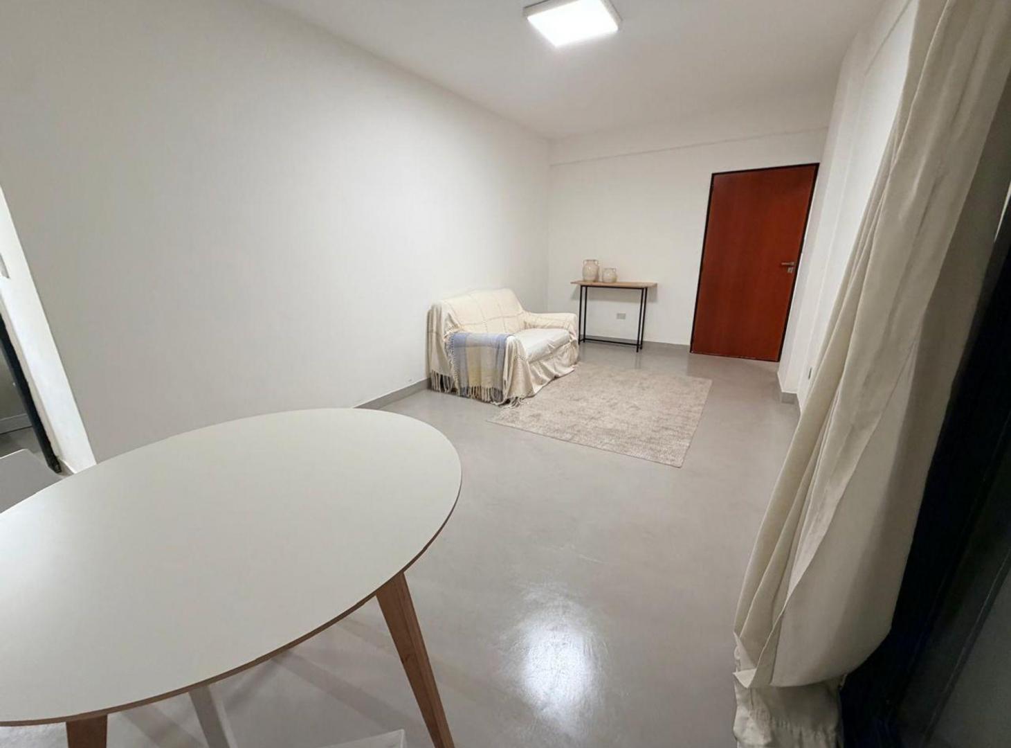 Foto de VENTA DEPTO RECICLADO 2 AMB DEVOTO APTO CREDITO, imagen 5