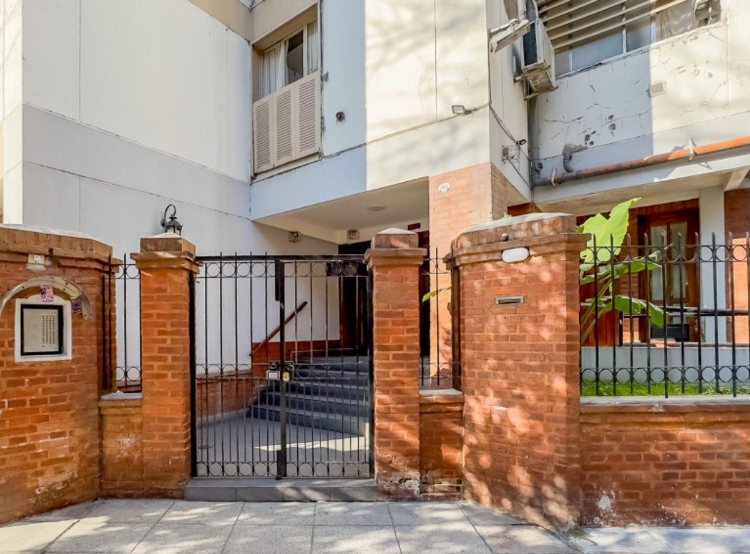 Foto de VENTA DEPARTAMENTO 4 AMB RENOVADO PISO ALTO BOEDO, imagen 2