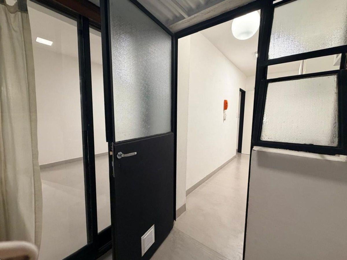 Foto de VENTA DEPTO RECICLADO 2 AMB DEVOTO APTO CREDITO, imagen 5