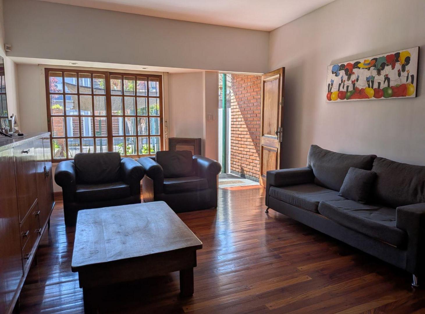 Foto de Casa 4 ambientes en venta Olivos cochera jardin, imagen 5