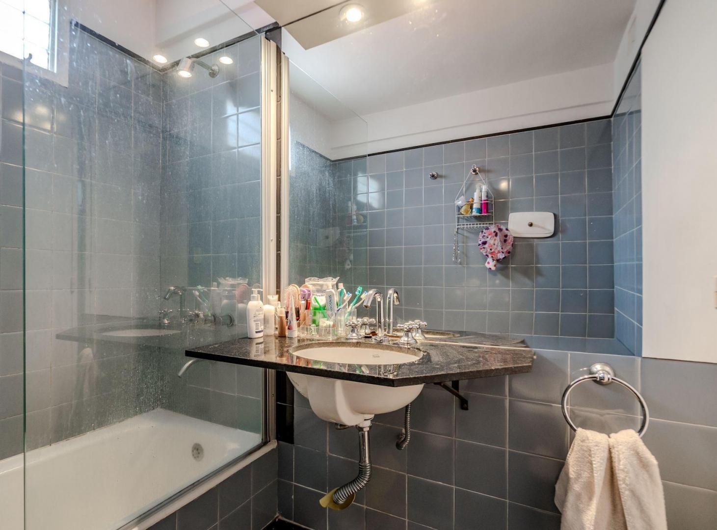 Foto de VENTA DEPARTAMENTO 2 AMBIENTES, EXCELENTE LUZ, imagen 3