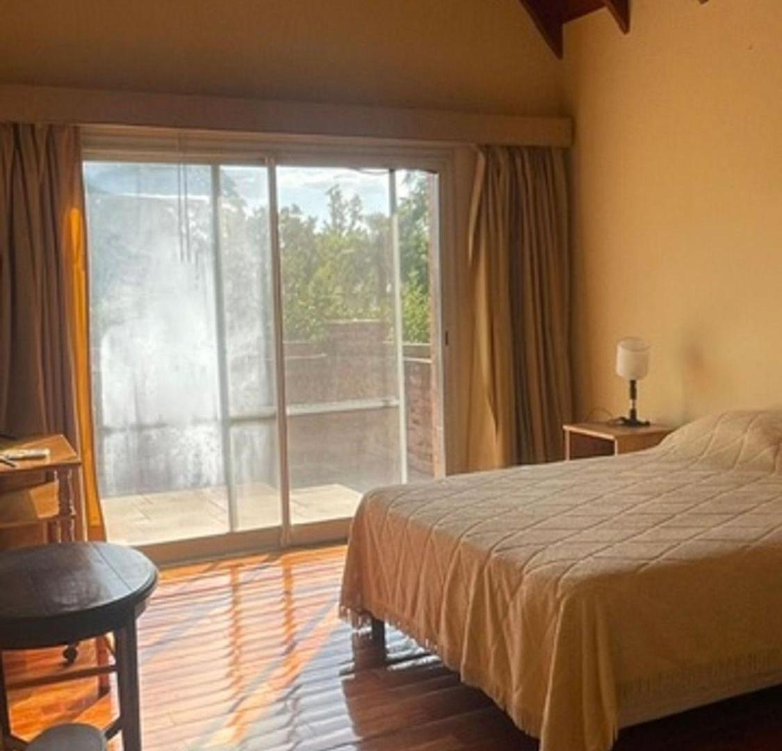 Foto de CASA EN VENTA BARRIO SETIEMBRE 6 AMBIENTES, imagen 3