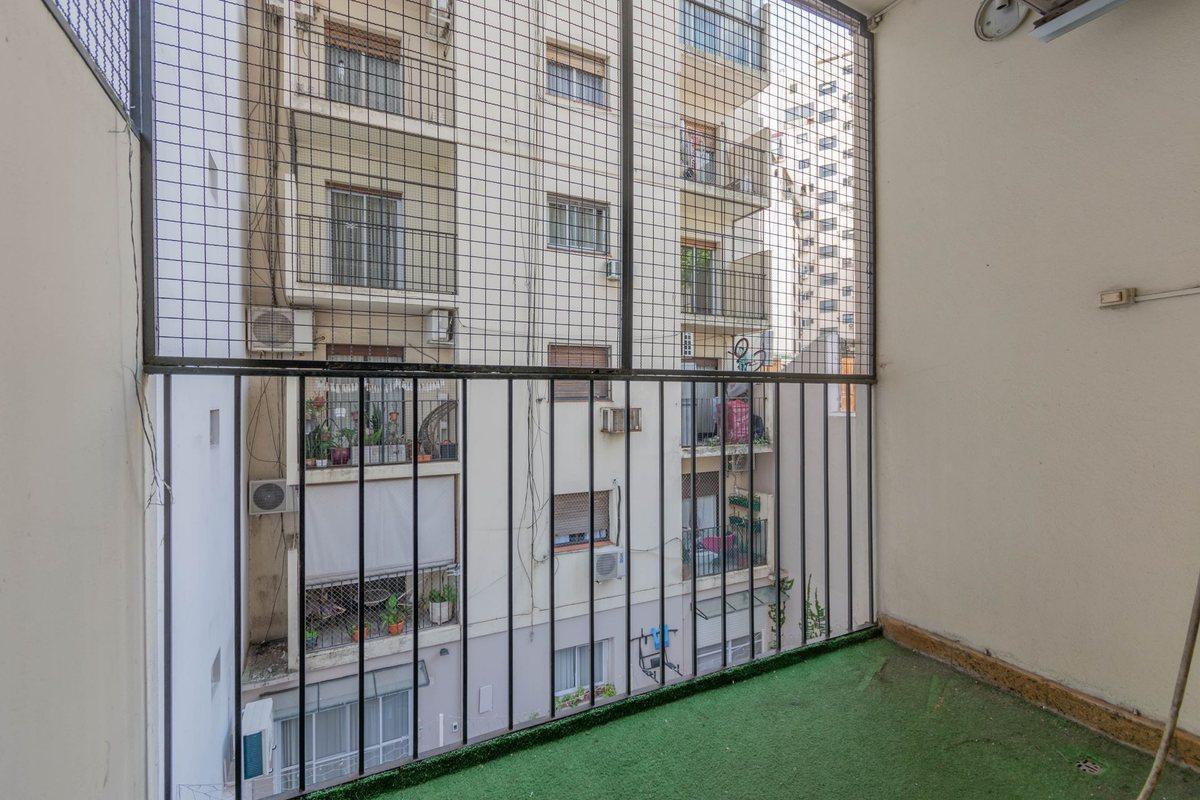 Foto de VENTA 4 AMBIENTES + 2 BAÑOS + 2 BALCONES - ALMAGRO, imagen 2