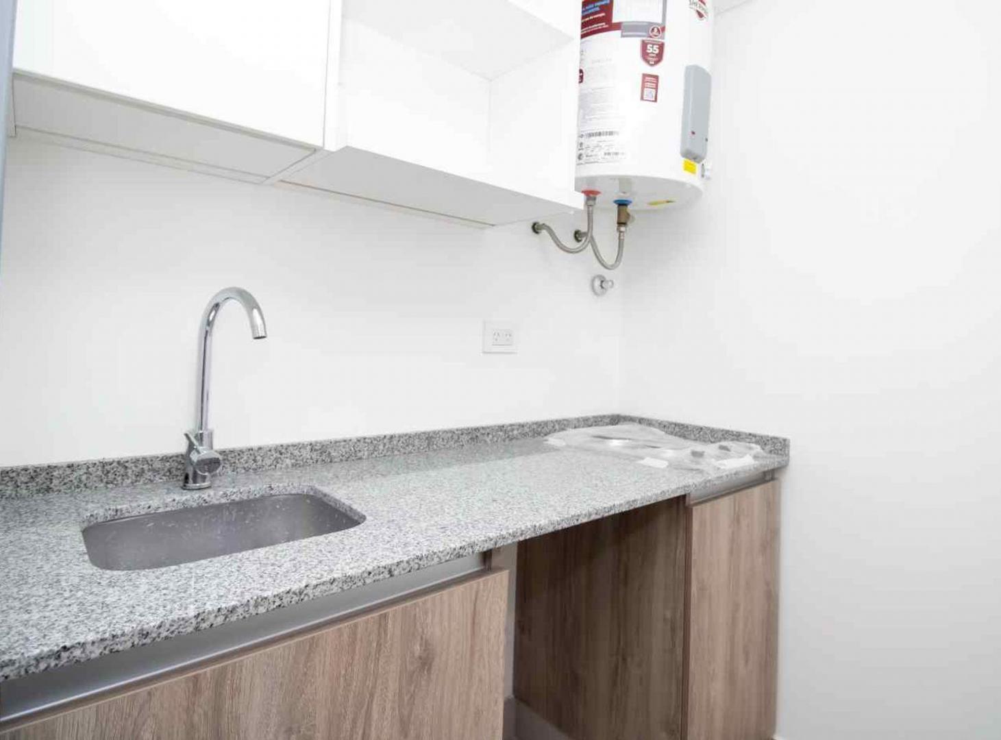 Foto de OFICINA VENTA PRIMER PISO EN BELGRANO A ESTRENAR, imagen 2