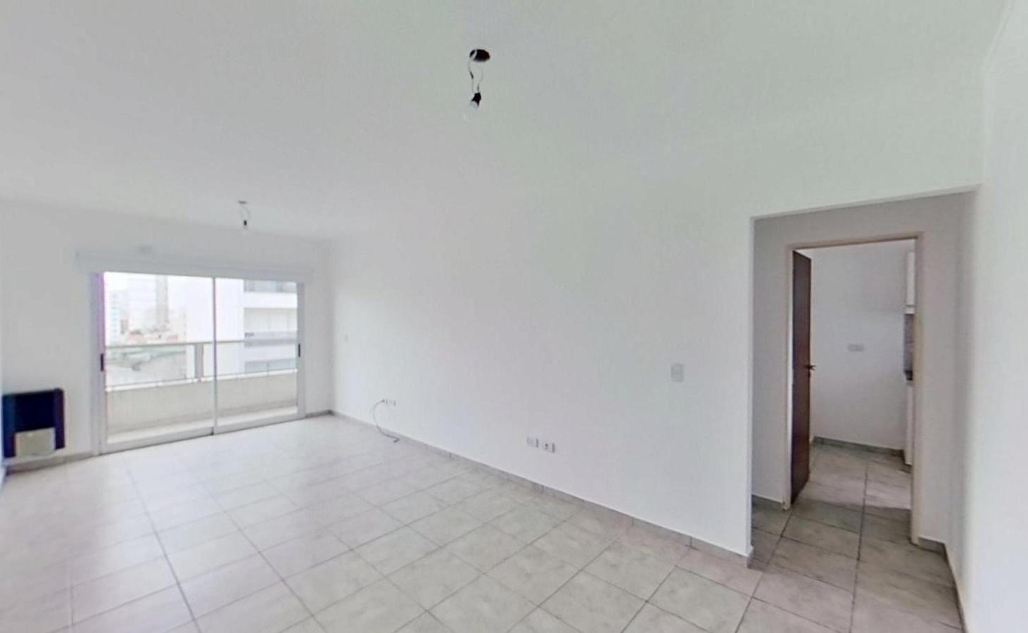 Foto de DEPTO | 1 DORMITORIO | BALCÓN CORRIDO | APTO BANCO | LA PLATA, imagen 1