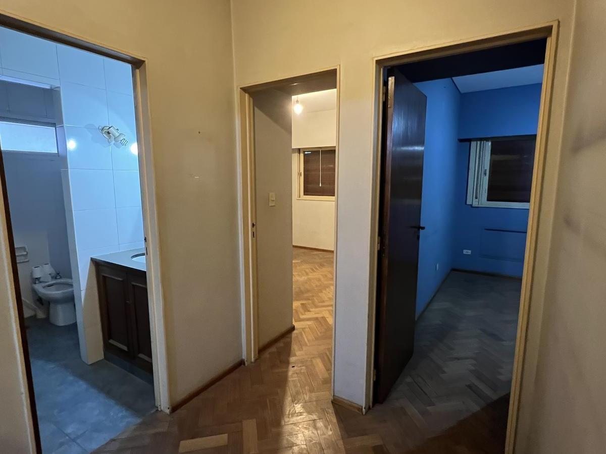 Dpto de 4 Dorm. C/dep en Calle Muñecas Al 600 5