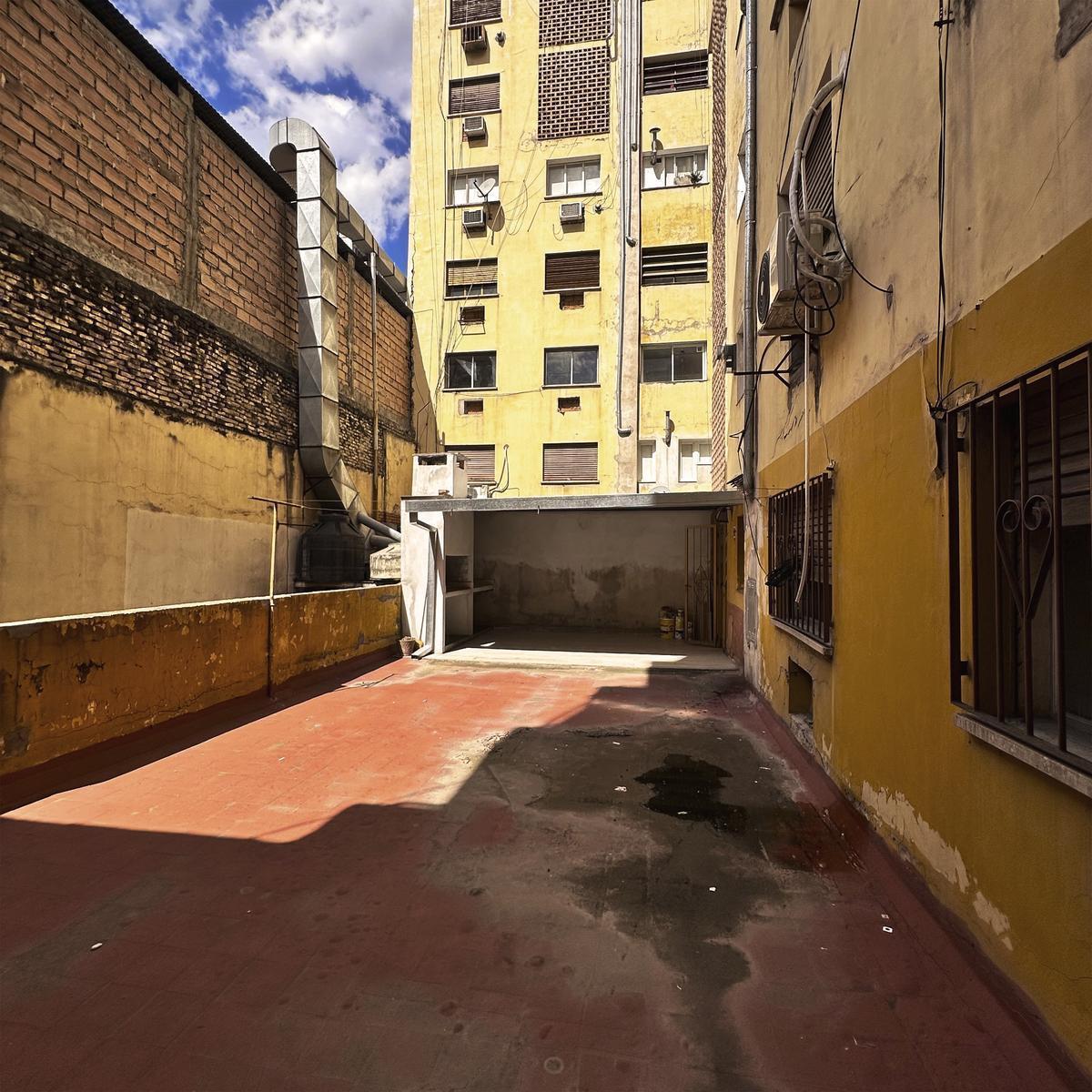 Departamento con Terraza y Quincho en Mendoza Esq. Laprida 1
