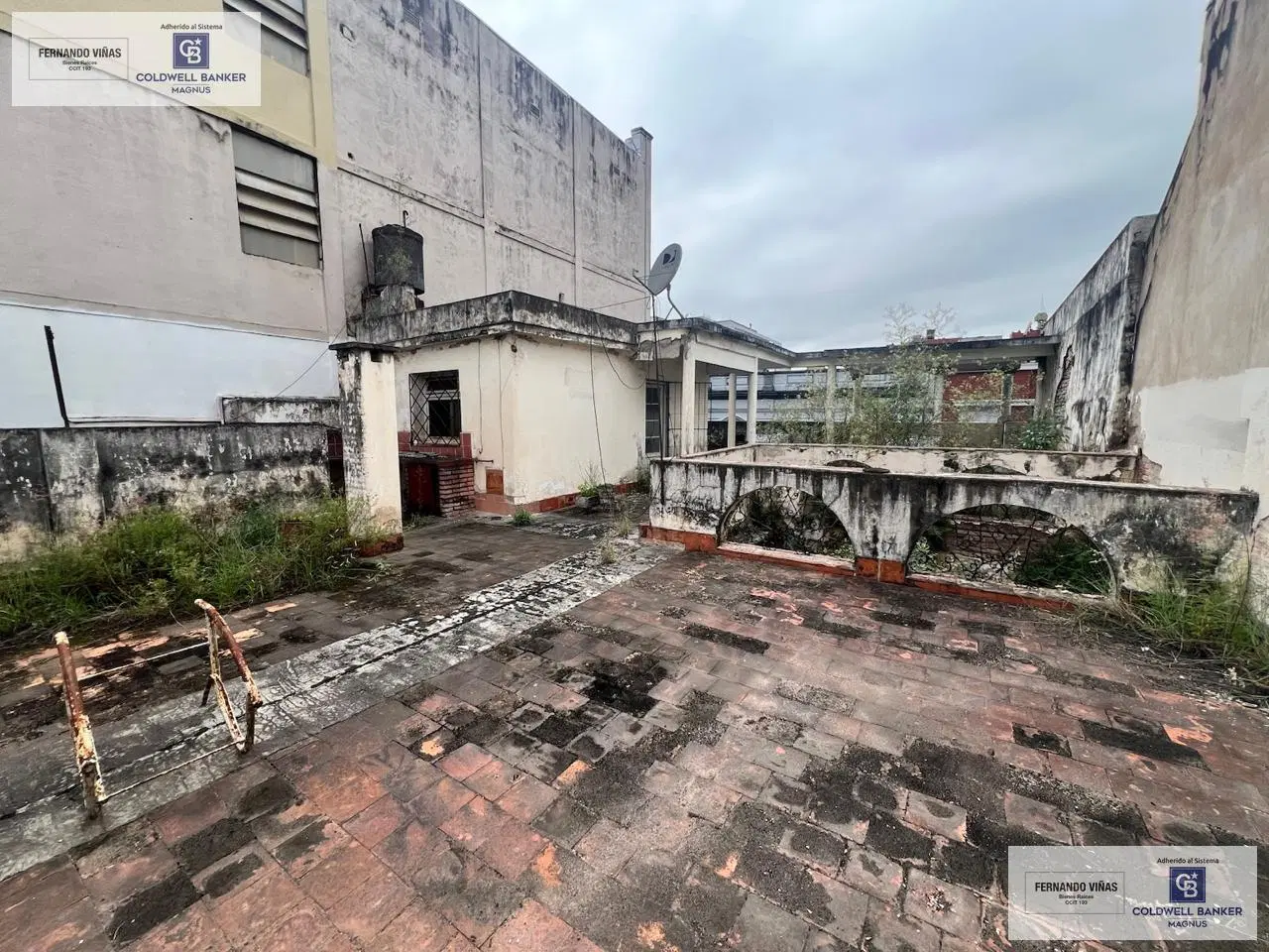 Importante casa de 2 plantas en barrio sur 3