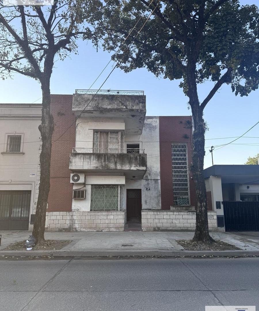 Foto de OPORTUNIDAD DE INVERSIÓN A METROS DEL PARQUE 9 DE JULIO – 300 M², imagen 1