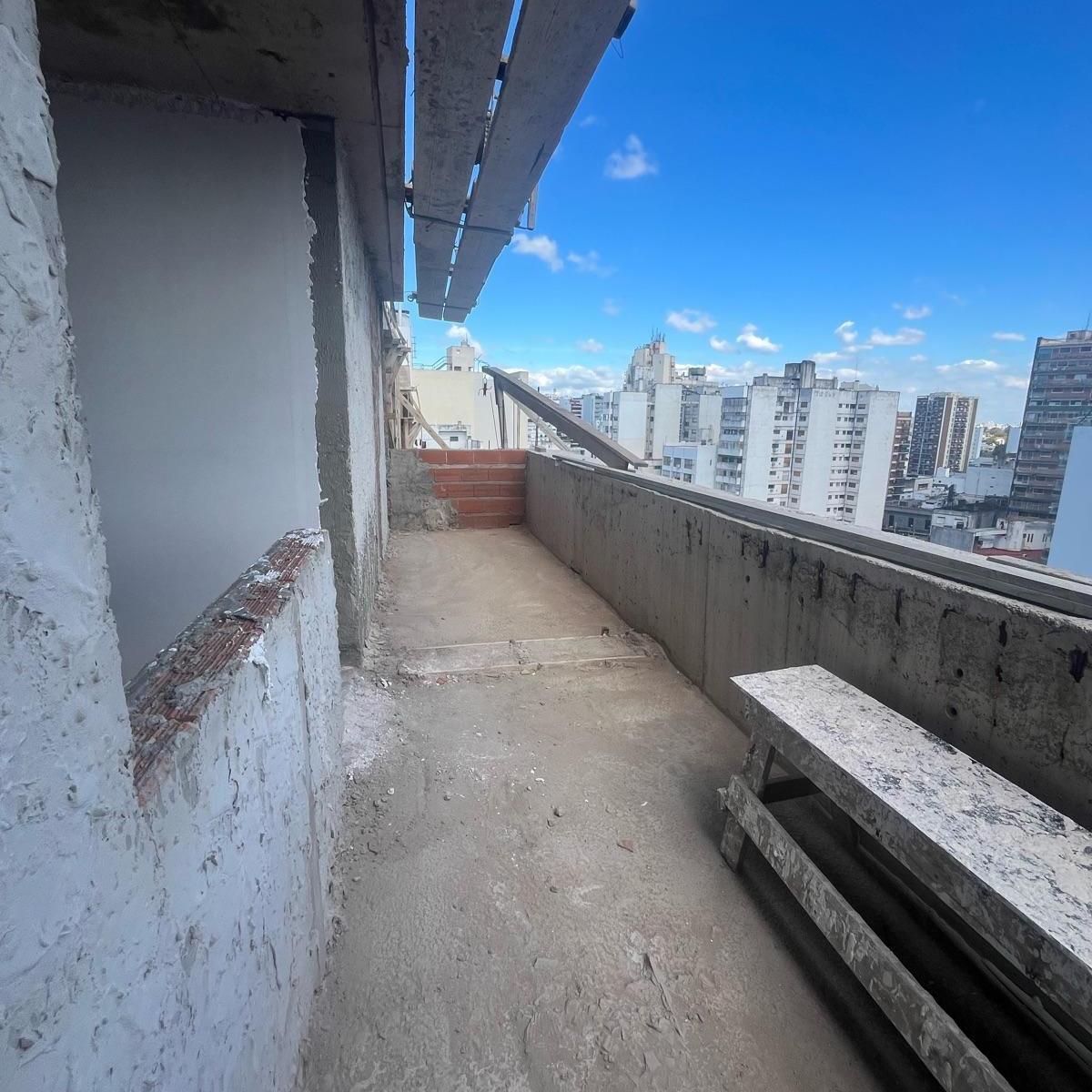 Venta Triplex 4 Ambientes 11º Piso en Avellaneda 4