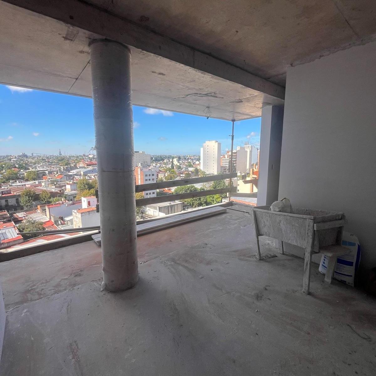 Venta Duplex 5 Ambientes 9º Piso en Avellaneda 4